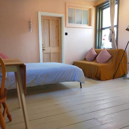 Alexandra Retreat Lägenhet Hastings Exteriör bild